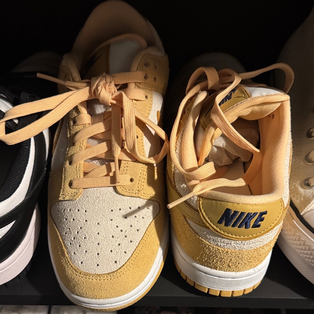 Nike Kids Yellow and White Sneakers